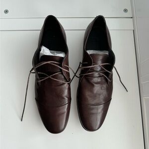 Hugo Boss Italian Made men leather dress shoes